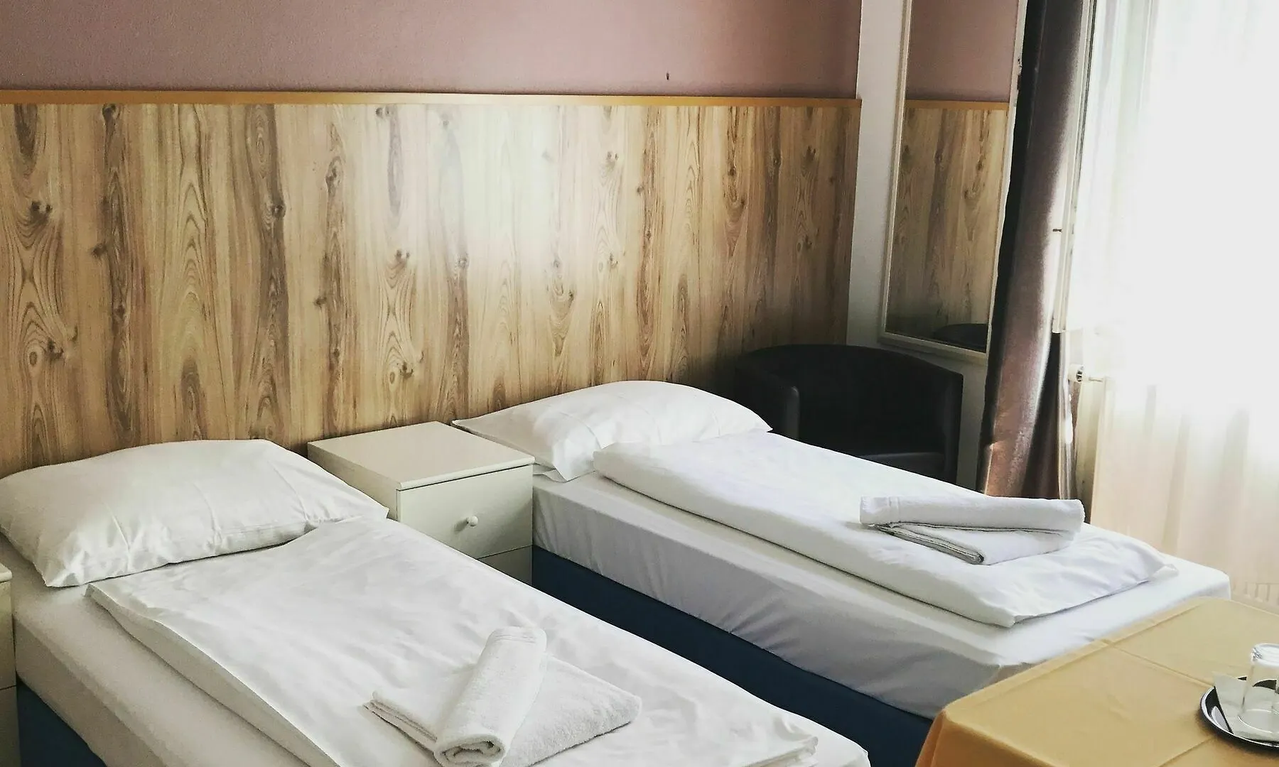 Hotel-Pension Astra Bécs 2*,  Ausztria